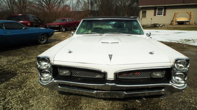 1967 Pontiac GTO hard top - photo 2