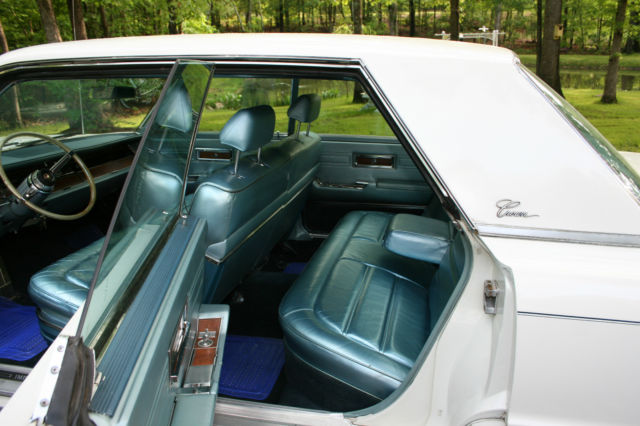 1967 Chrysler Imperial Crown - photo 10