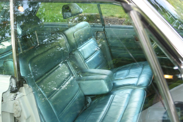 1967 Chrysler Imperial Crown - photo 12