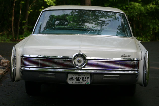 1967 Chrysler Imperial Crown - photo 2