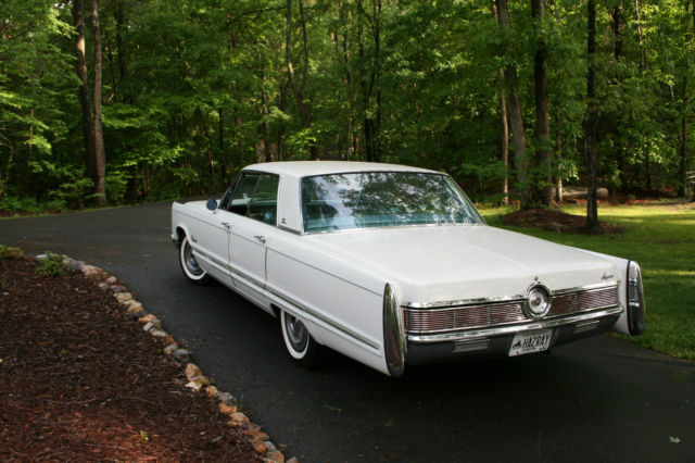 1967 Chrysler Imperial Crown - photo 6