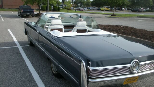 1967 Chrysler Imperial Crown Convertible - photo 2
