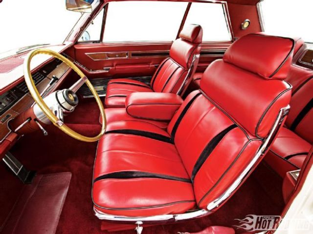 1967 Chrysler Imperial - photo 2