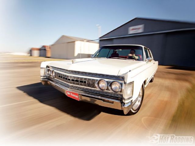 1967 Chrysler Imperial - photo 3