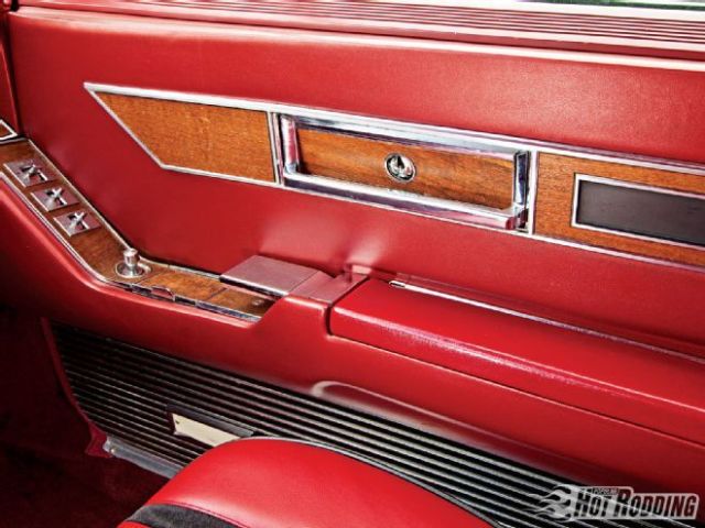 1967 Chrysler Imperial - photo 6
