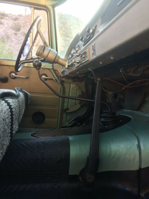 1967 International Harvester D1100 - photo 10