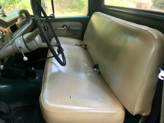 1967 International Harvester 1200B - photo 5