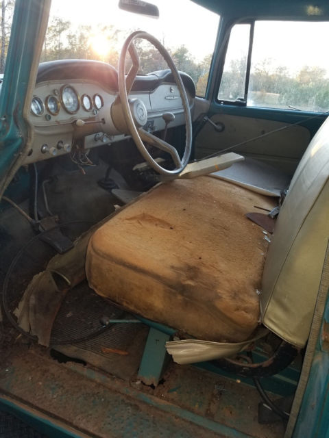 1967 International Harvester 908B - photo 4