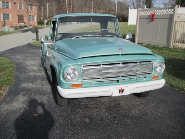 1967 International Harvester 1000B - photo 7
