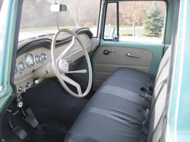 1967 International Harvester 1000B - photo 9