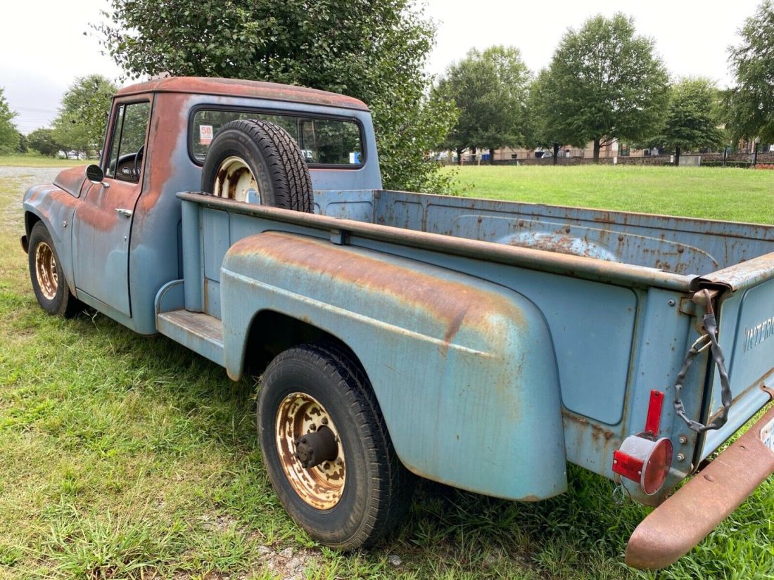 1967 International Harvester 1200B - photo 12