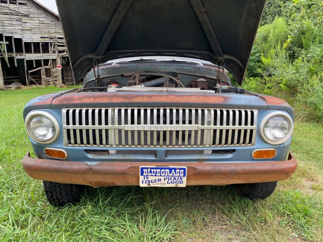 1967 International Harvester 1200B - photo 2