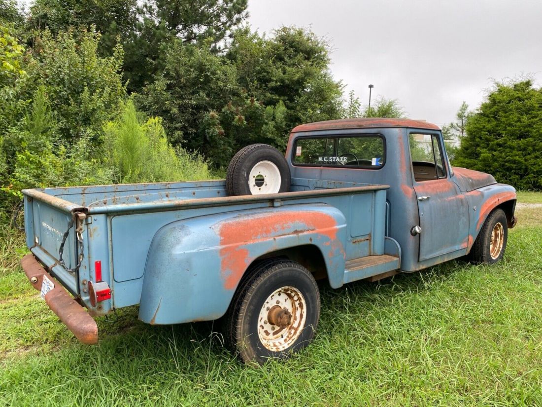 1967 International Harvester 1200B - photo 5