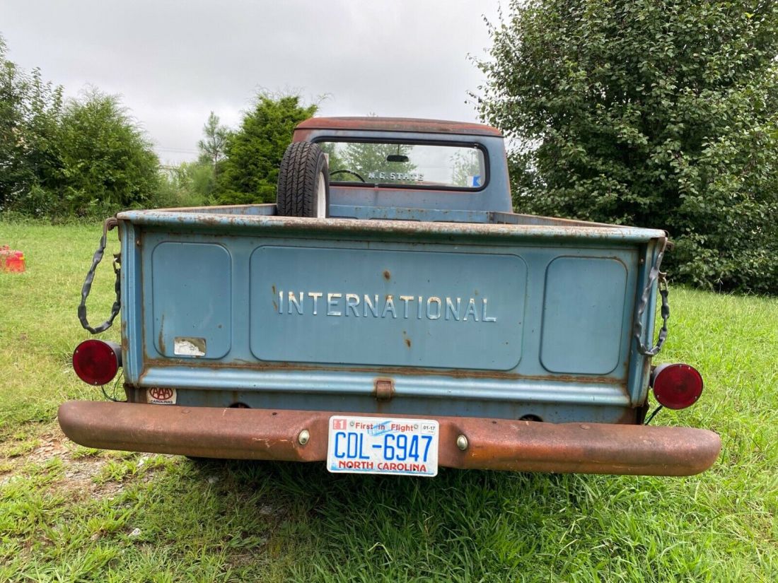 1967 International Harvester 1200B - photo 6