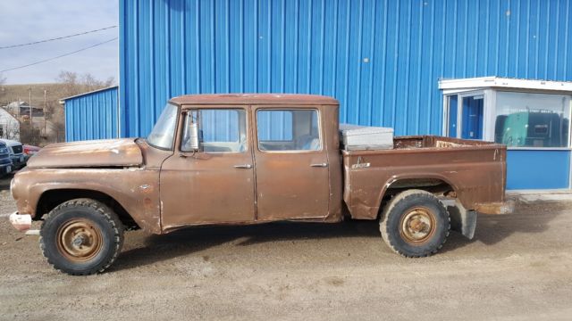 1967 International Harvester Crew Cab Travelette 4x4 Truck 1967 International Harvester Scout