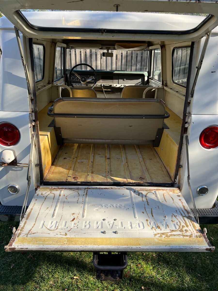 1967 International Harvester Scout 800 V8 4 SPEED, RUST FREE CALIFORNIA SURVIVOR - photo 11
