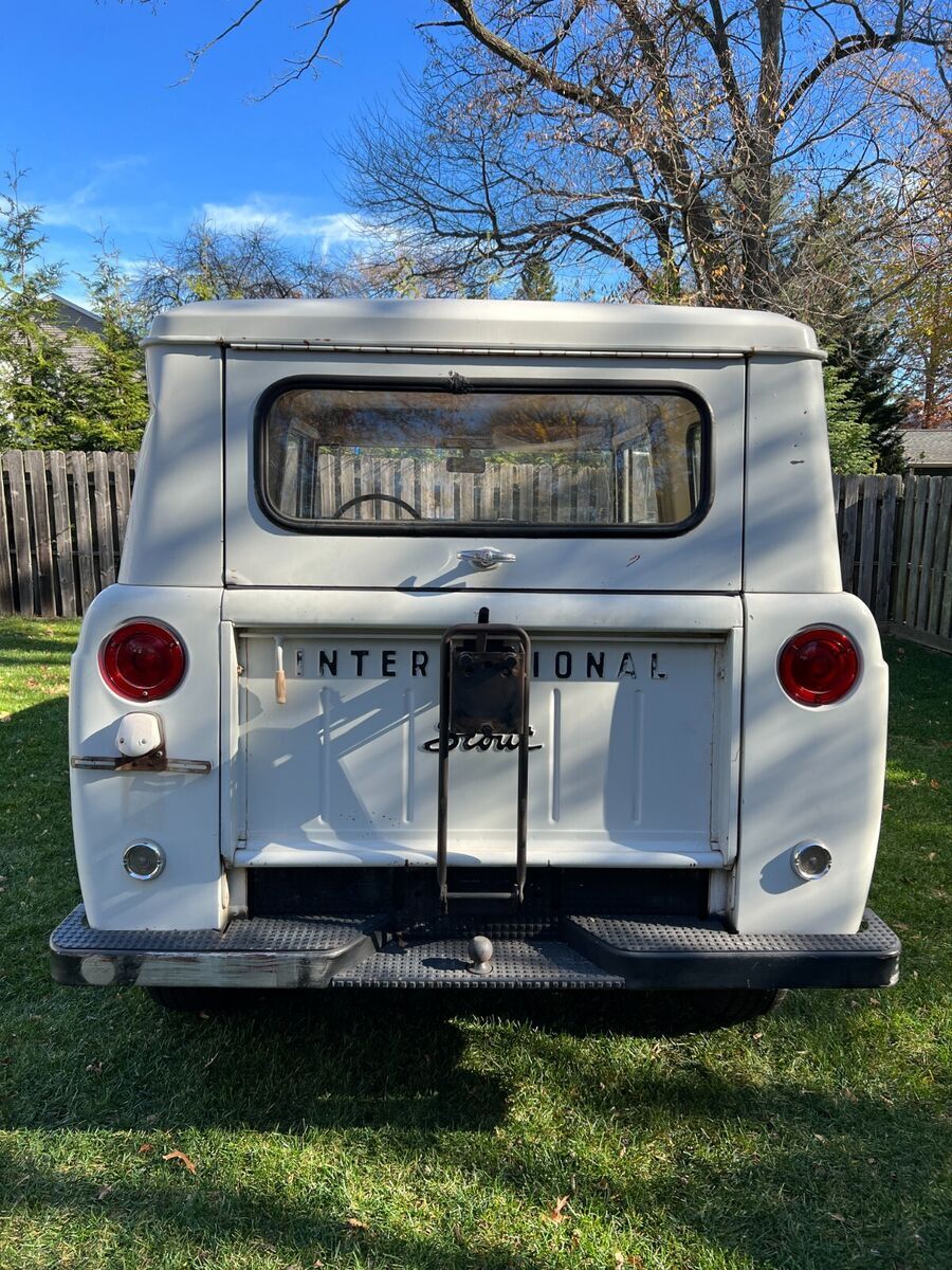 1967 International Harvester Scout 800 V8 4 SPEED, RUST FREE CALIFORNIA SURVIVOR - photo 4