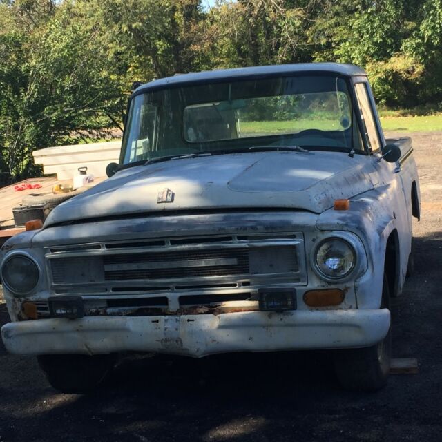 1967 INTERNATIONAL HARVESTER truck 908B 1967 International Harvester 908B