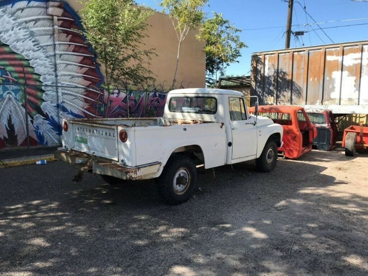 1967 International Harvester 1200C - photo 2