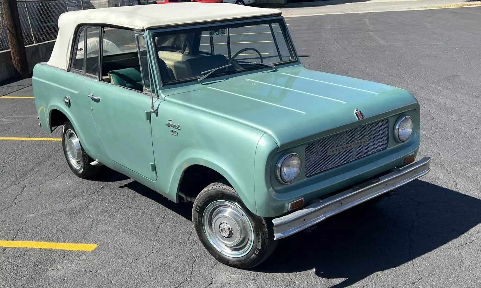 1967 International Harvester Scout 800 Sportop Convertible Orig. Soft/Hard top - photo 8