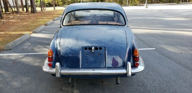1967 Jaguar 420 - photo 6