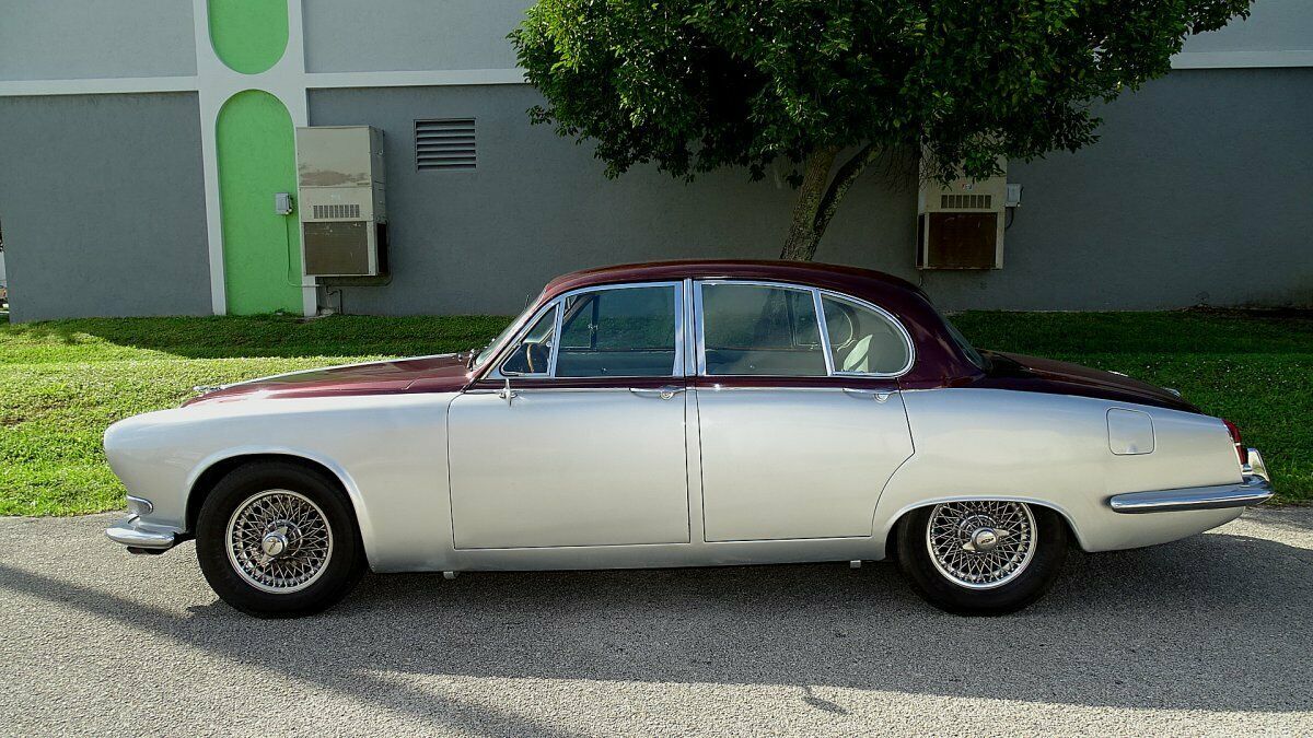 1967 Jaguar 420 SOVEREIGN NO RESERVE - photo 2