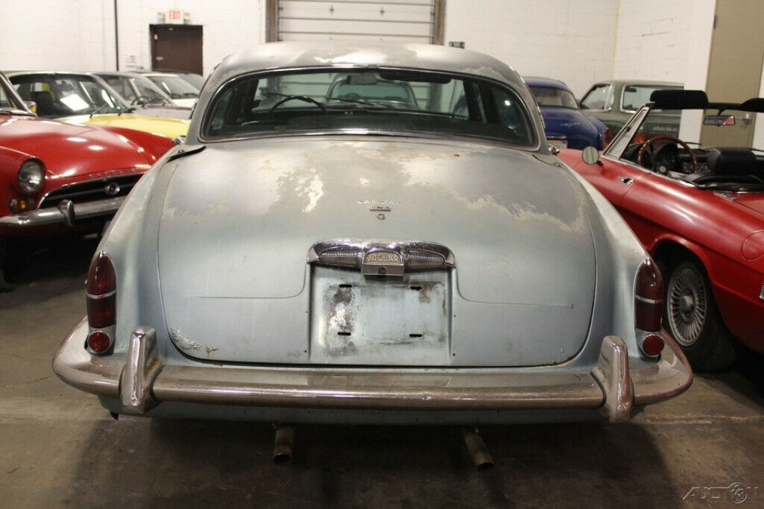 1967 Jaguar 420G Sedan - photo 6