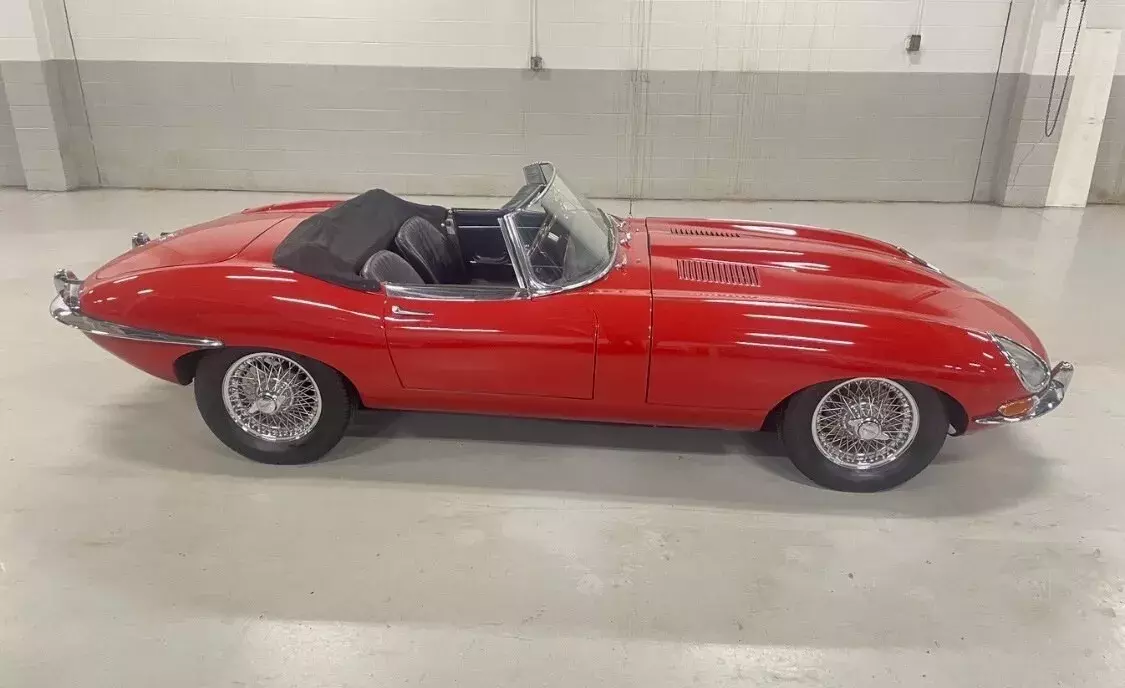 1967 Jaguar E Type 4.2 Convertible Red 1967 Jaguar E Type 4.2
