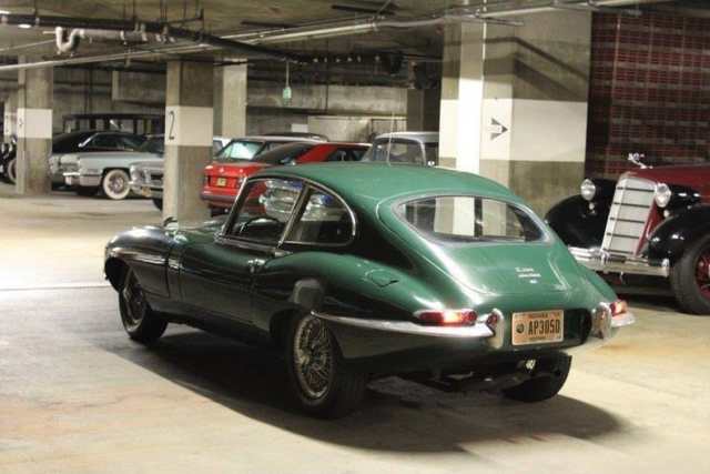 1967 Jaguar E-Type Leather Seats - photo 4