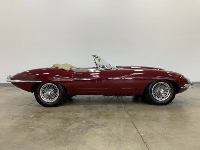 1967 Jaguar E-Type Series 1 -- - photo 11