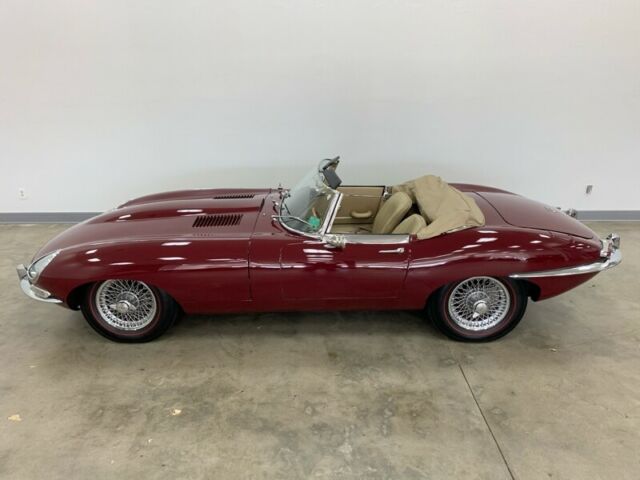 1967 Jaguar E-Type Series 1 -- - photo 4