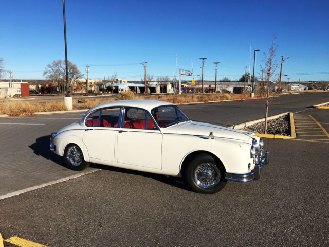 1967 Jaguar Mark II 3.8 4 speed, Excellent Restoration! Mercedes Porsche Lincoln 1967 Jaguar E-Type Sport Sedan