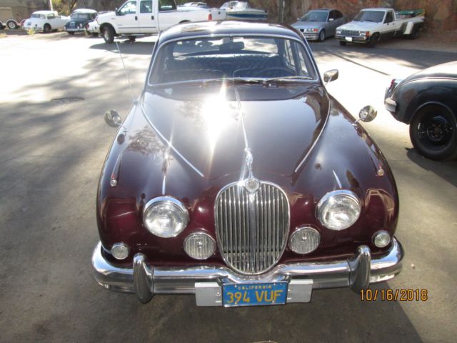 1967 Jaguar Mk2 sedan 1967 Jaguar Mk2 Leather