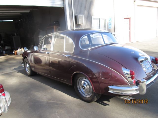1967 Jaguar Mk2 Leather - photo 4