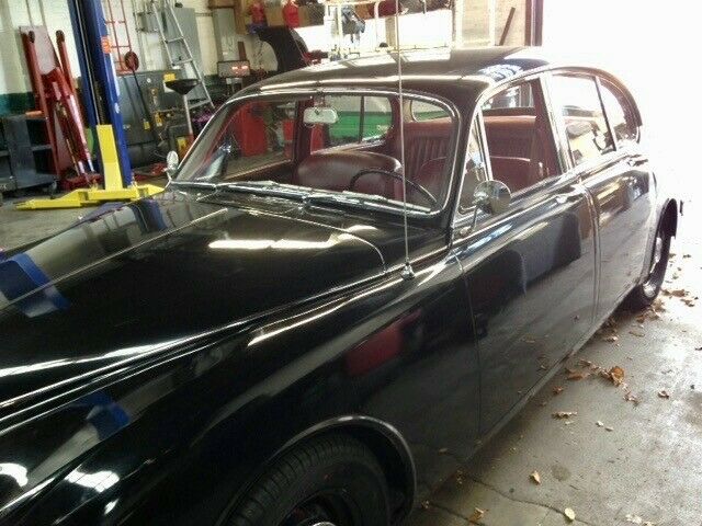 1967 Jaguar 340 Mark II - photo 2