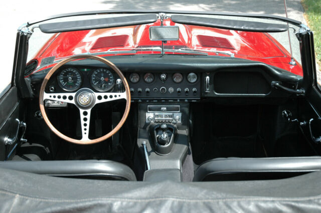1967 Jaguar E-Type series 1 roadster - photo 11