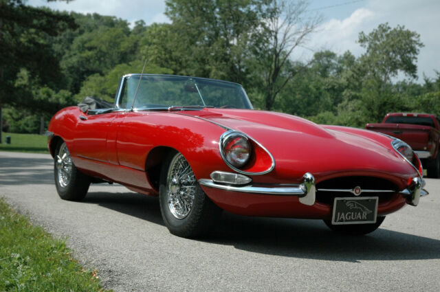 1967 Jaguar E-Type series 1 roadster - photo 2