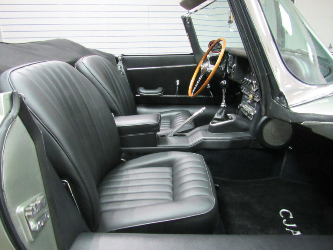 1967 Jaguar XK-E - photo 10