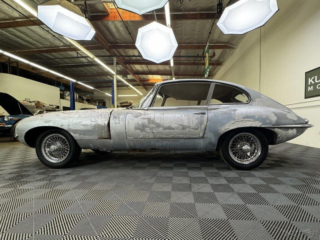 1967 Jaguar E-Type FRENCH DELIVERY CAR FOR RESTORATION. MATCHING NUMBERS - photo 11