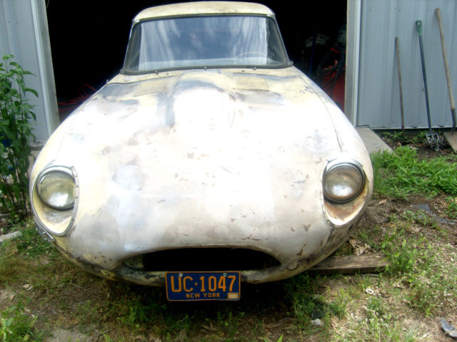 1967 Jaguar E-Type - photo 2