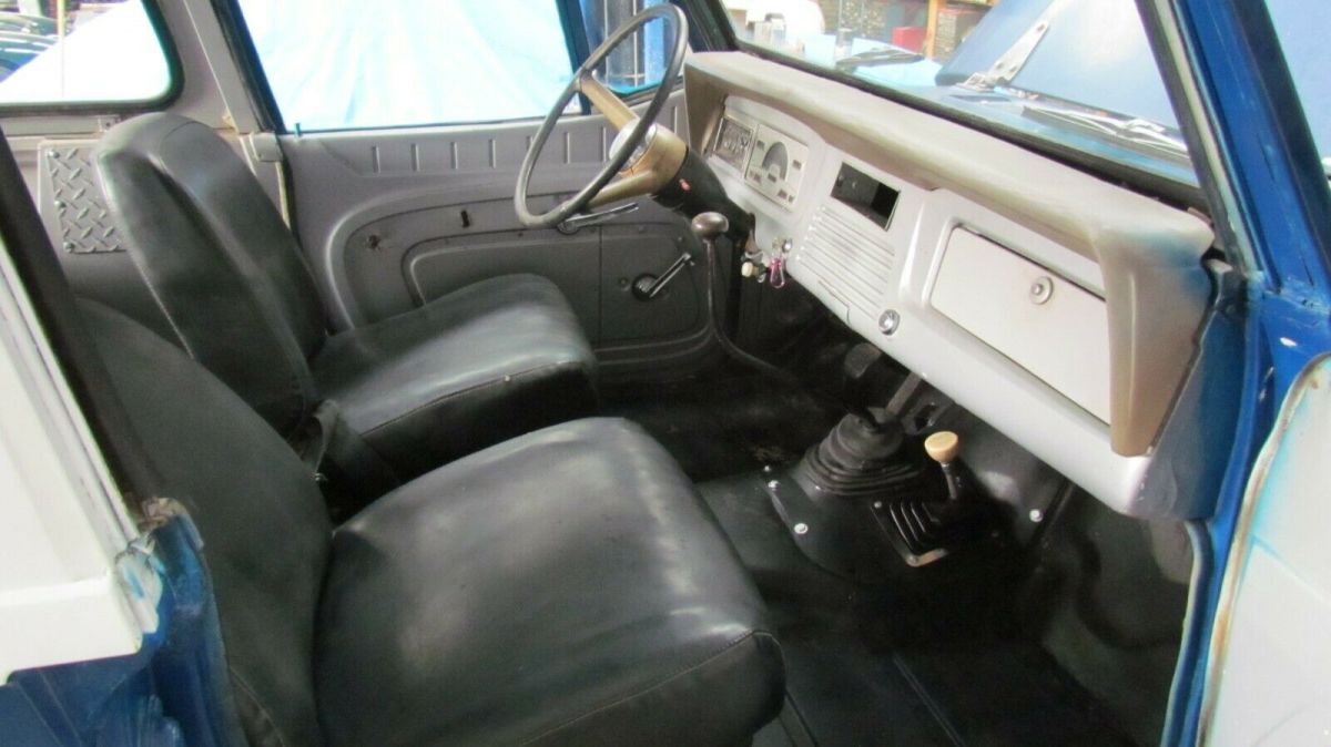 1967 Jeep Jeepster - photo 11