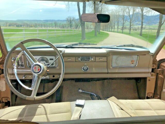 1967 Jeep Wagoneer - photo 9