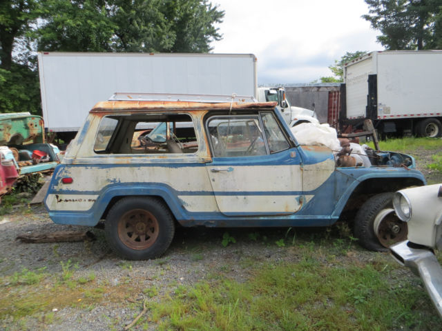1967 Jeepster Commando 2 Door Wagon may del PARTS truck 1969 1970 1968 1967 Jeep Commando Jeep SUV 2 Door Wagon