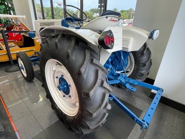 1967 LAMBORGHINI TRACTOR 230R TRACTOR - (COLLECTOR SERIES) - photo 4