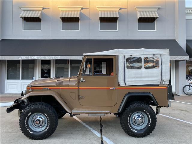 1967 Toyota FJ Cruiser 67 FJ40 Landcruiser, 350 V8, NICE TRUCK! - photo 12