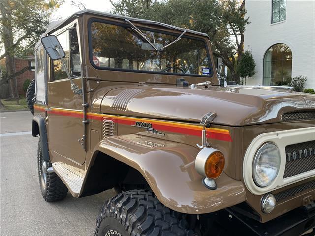 1967 Toyota FJ Cruiser 67 FJ40 Landcruiser, 350 V8, NICE TRUCK! - photo 5