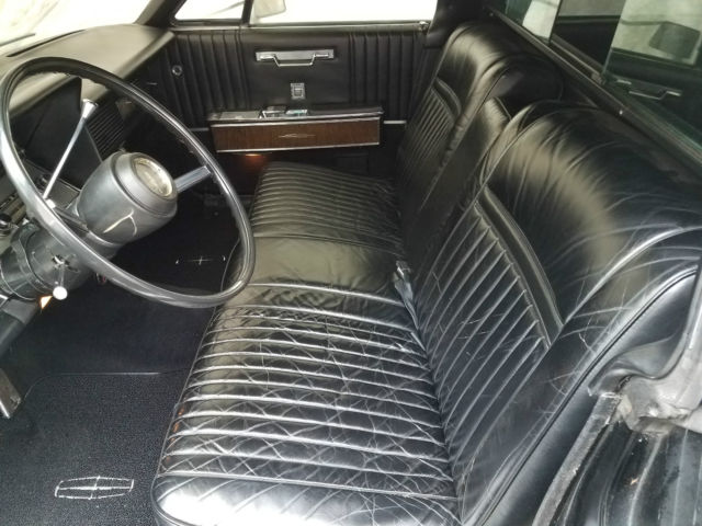 1967 Lincoln Continental Limousine, Triple Black - photo 10