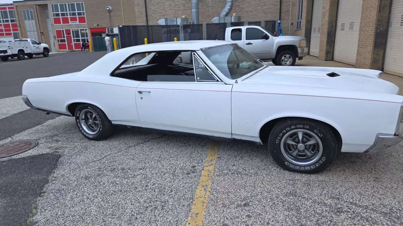 1967 Pontiac Le Mans - photo 2