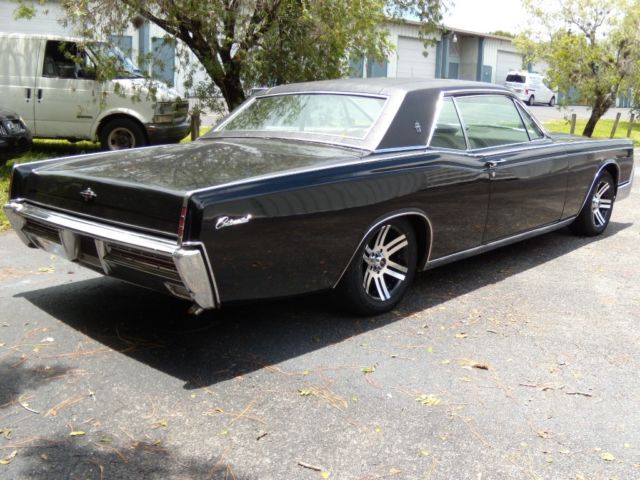 1967 Lincoln Continental COUPE - photo 3