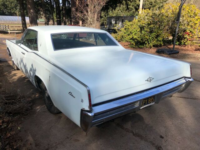 1967 Lincoln Continental - photo 10